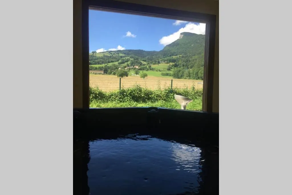 Holiday home Gite Bien-Etre Hammam Et Jacuzzi ,Sauna La Grotte France