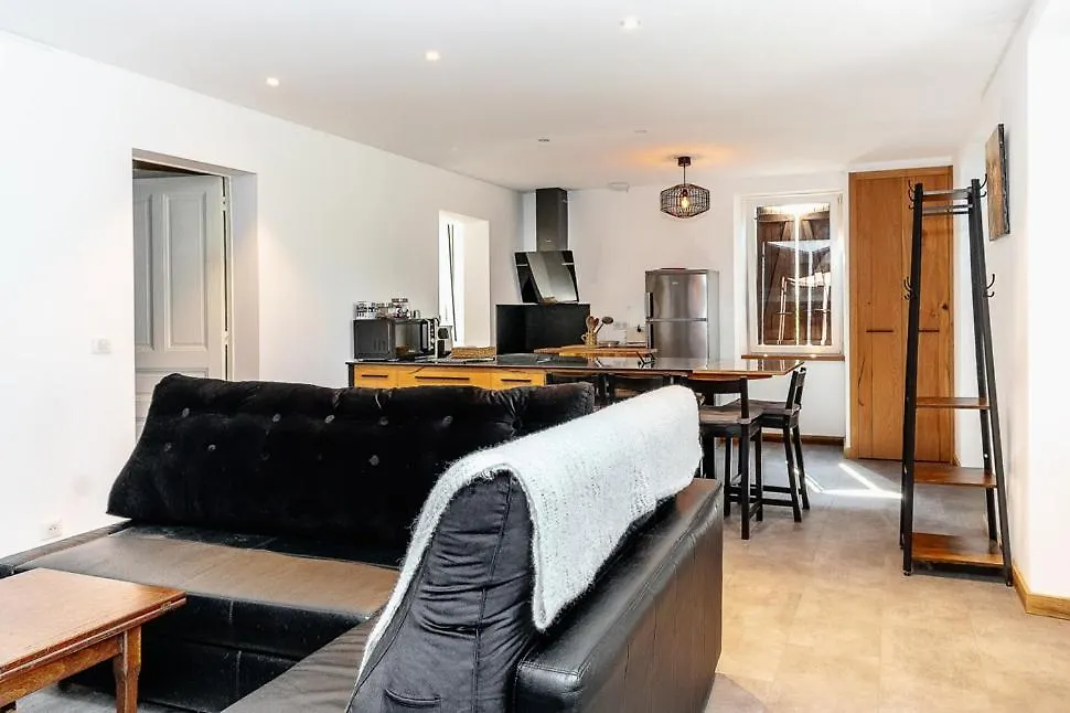 Gite Bien-Etre Hammam Et Jacuzzi ,Sauna La Grotte Holiday home